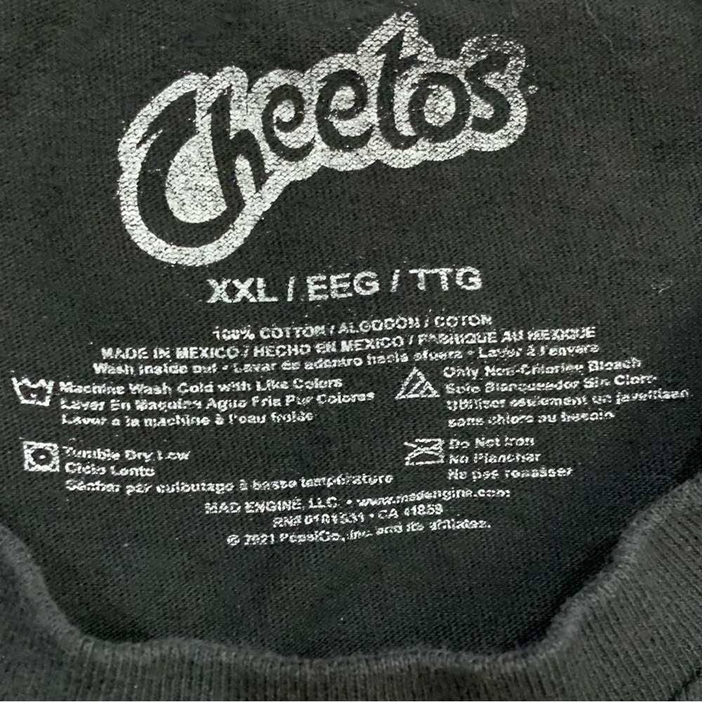 Cheetos Chester Cheetah Graphic Black Graphic T-Shirt Basketball Dunk Size 2XL - Picture 4 of 5